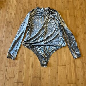 Fashion Nova Metallic Gray Velvet Bodysuit